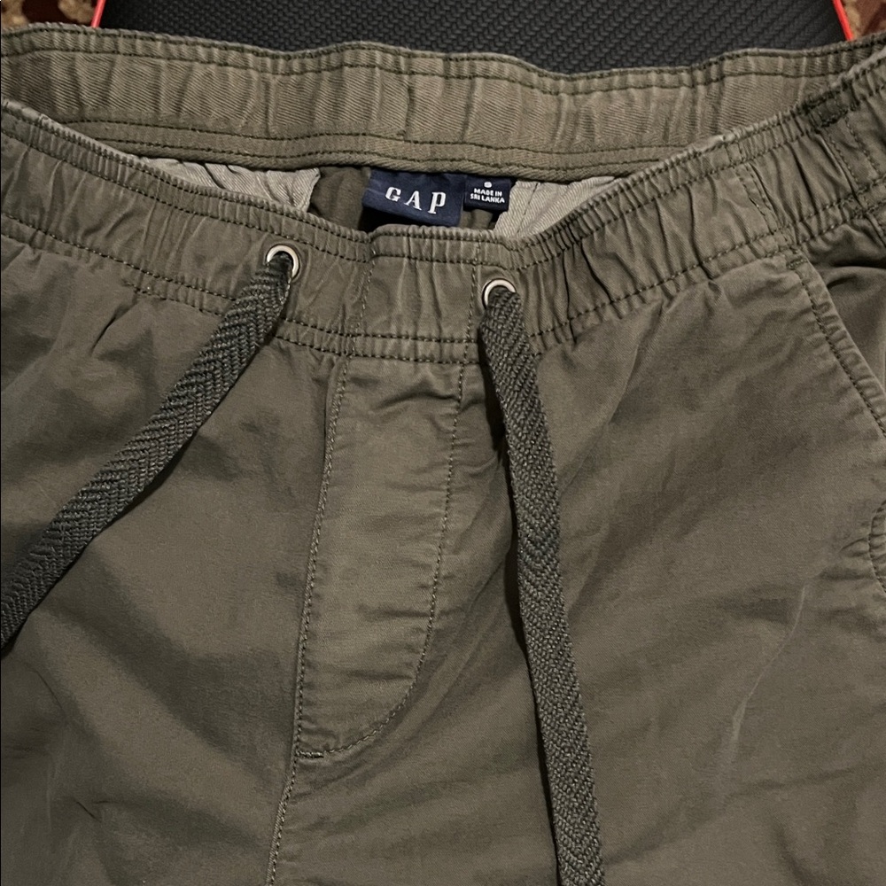 GAP Khaki Green Casual Joggers